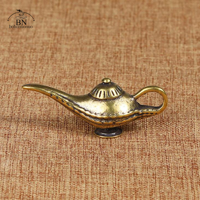 Vintage Things Collection - Porte-clés de voiture lampe Aladdin créative,