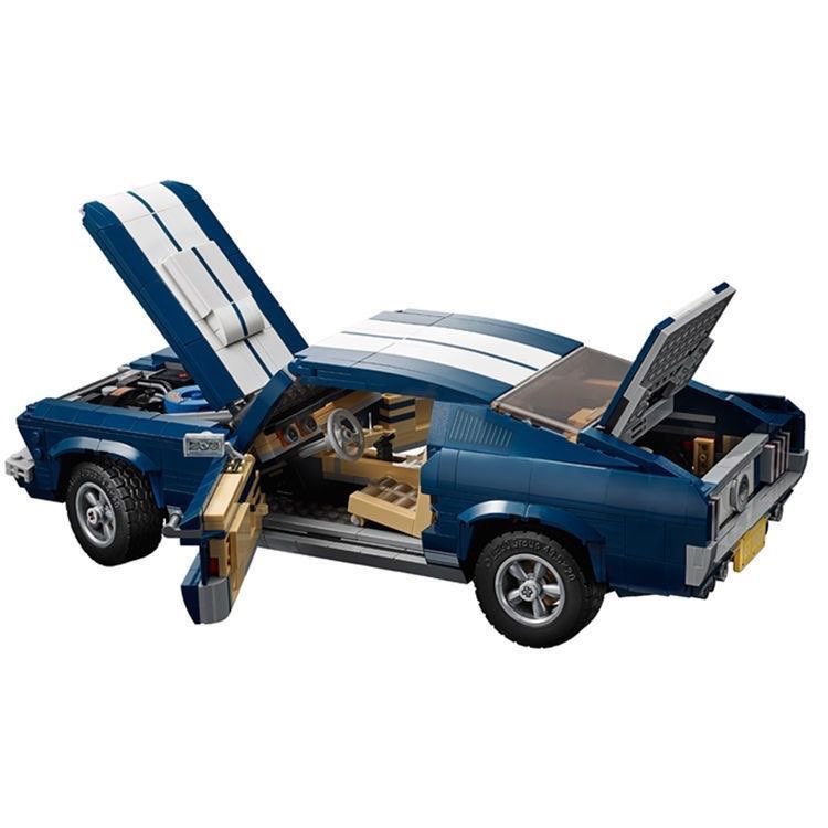 Modèle de voiture rétro bleue  - Vintage Collectible Toy Cars avis et prix