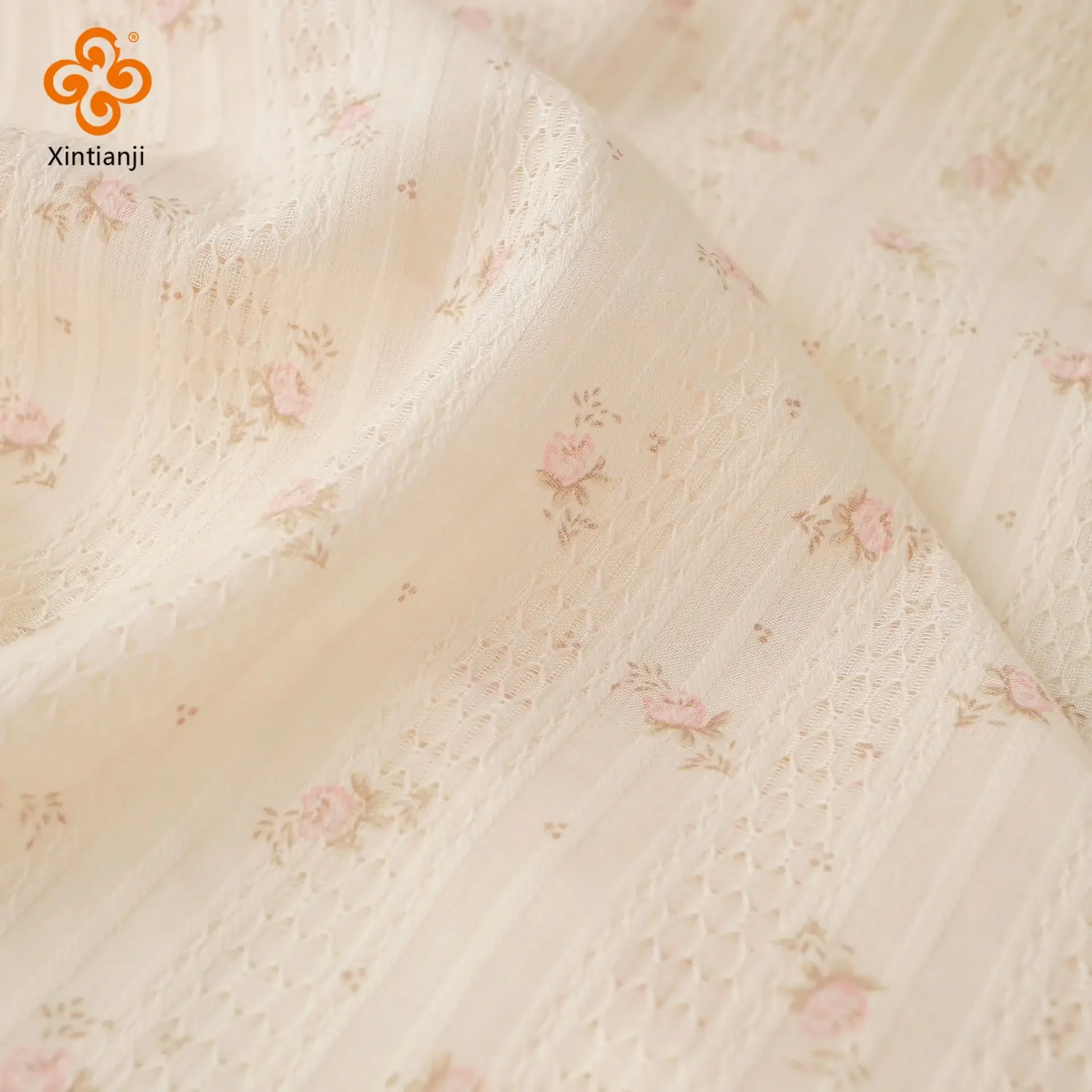 Tissu Jacquard en dentelle de  - Vintage Collectible Dolls avis et prix