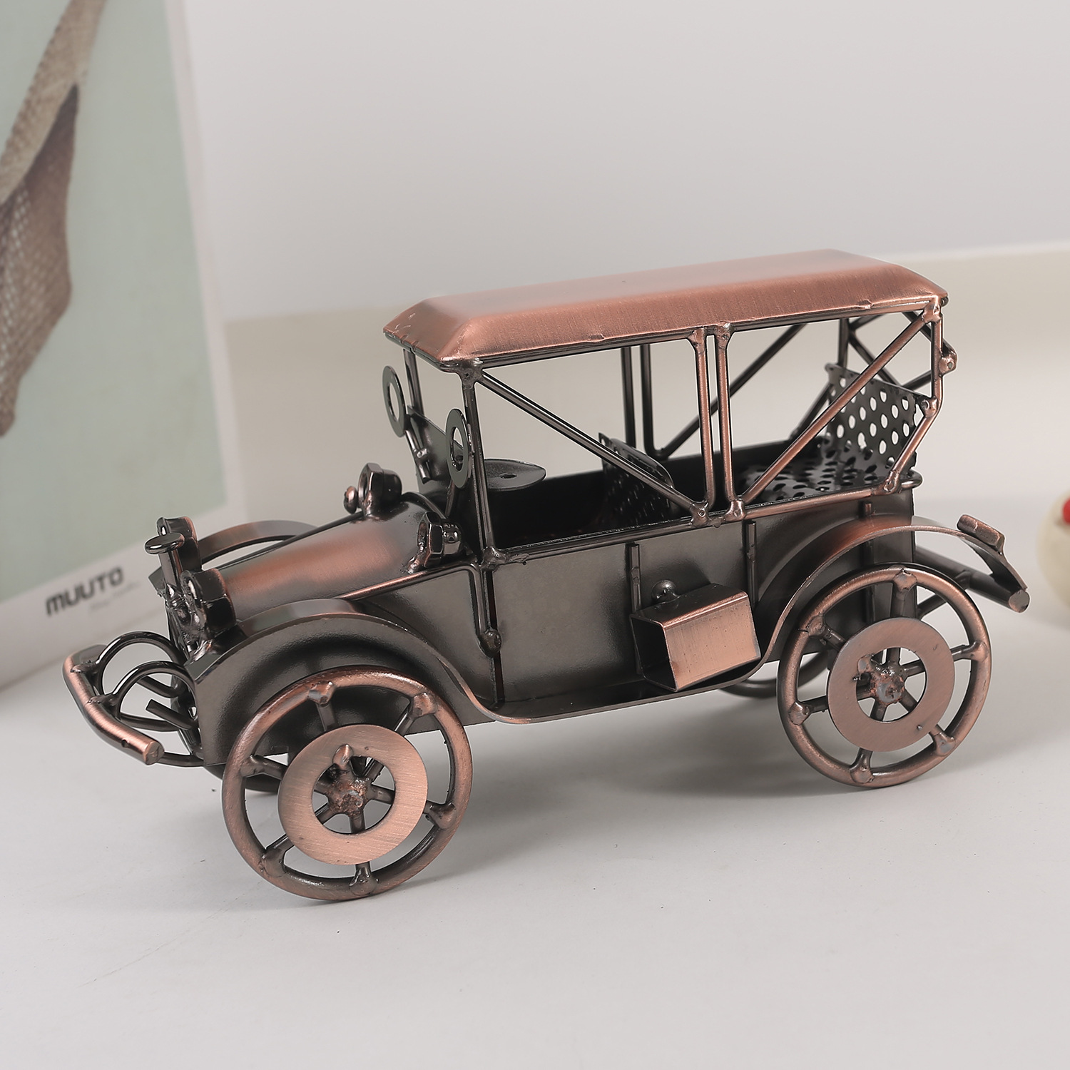 Modèles de voitures anciennes  - Vintage Collectible Toy Cars avis et prix